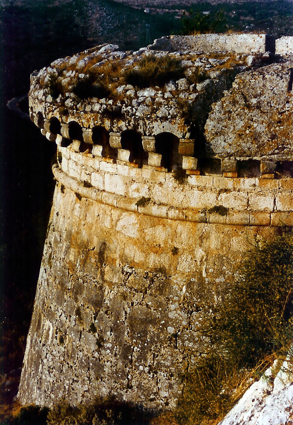 Castle's  protector  -  Προμαχώνας  Κάστρου